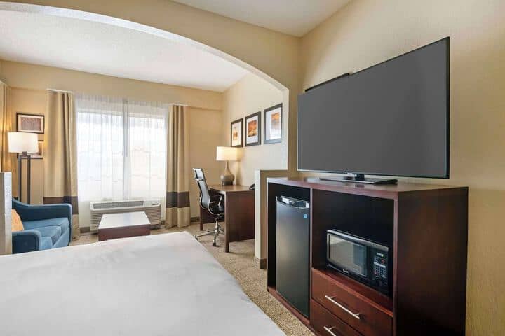 Room 20 of 44