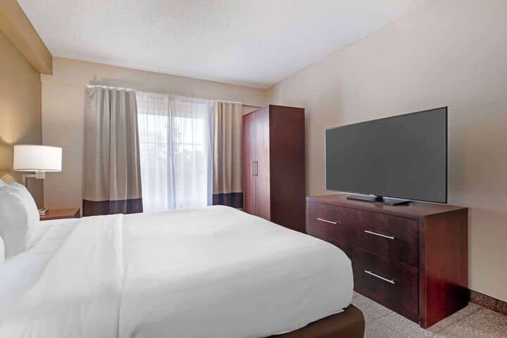 Room 26 of 44