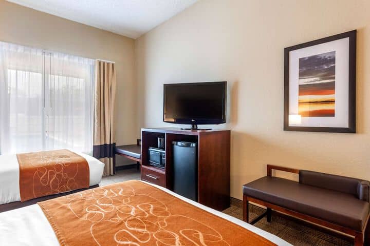 Room 5 of 44